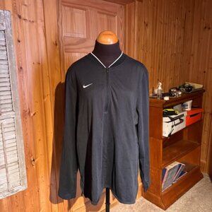 Mens Nike Pullover Windbreaker